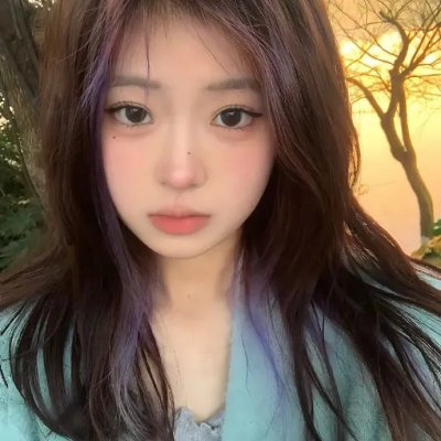 陆先生我们好像在哪见过